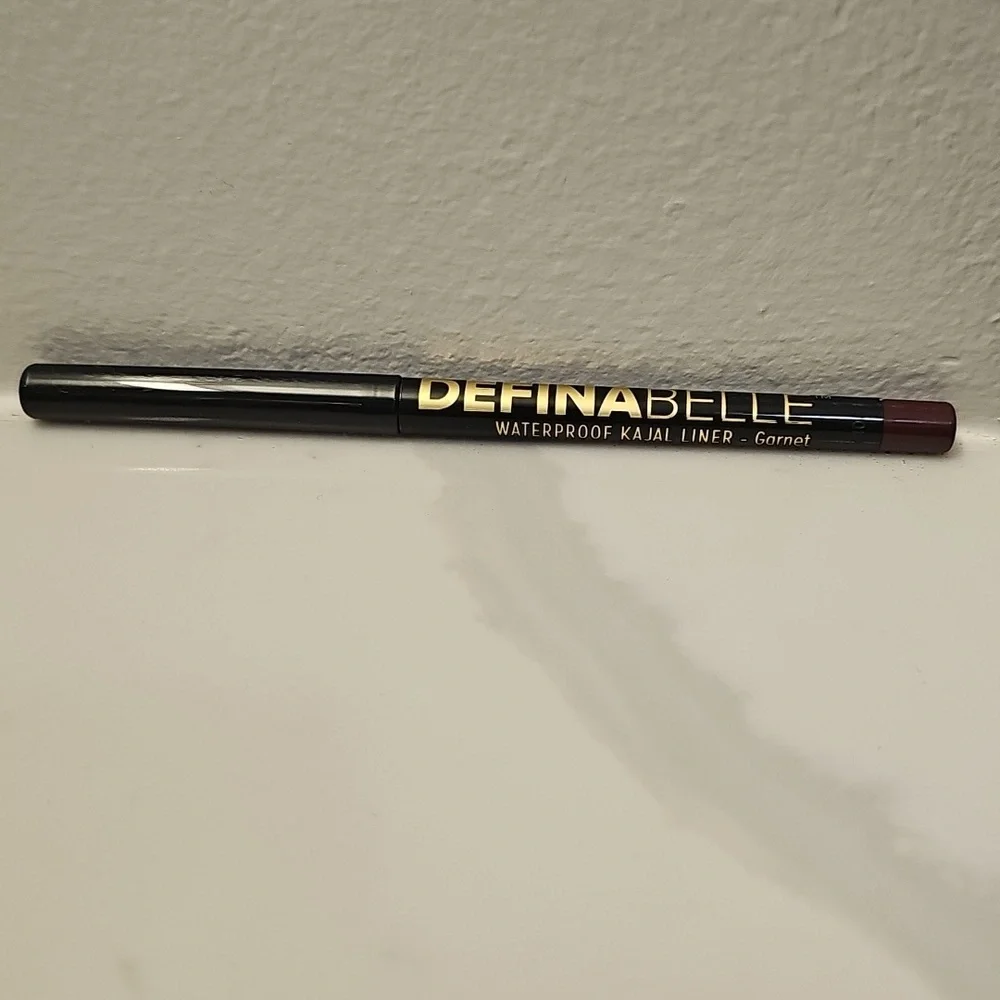 Belle Beauty Definabelle Waterproof Kajal Liner. New & Unused. Color: Garnet.